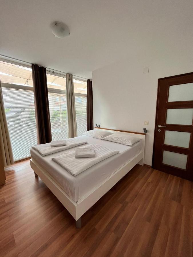 Josipa Apartment 比奥格勒·纳·莫鲁 外观 照片