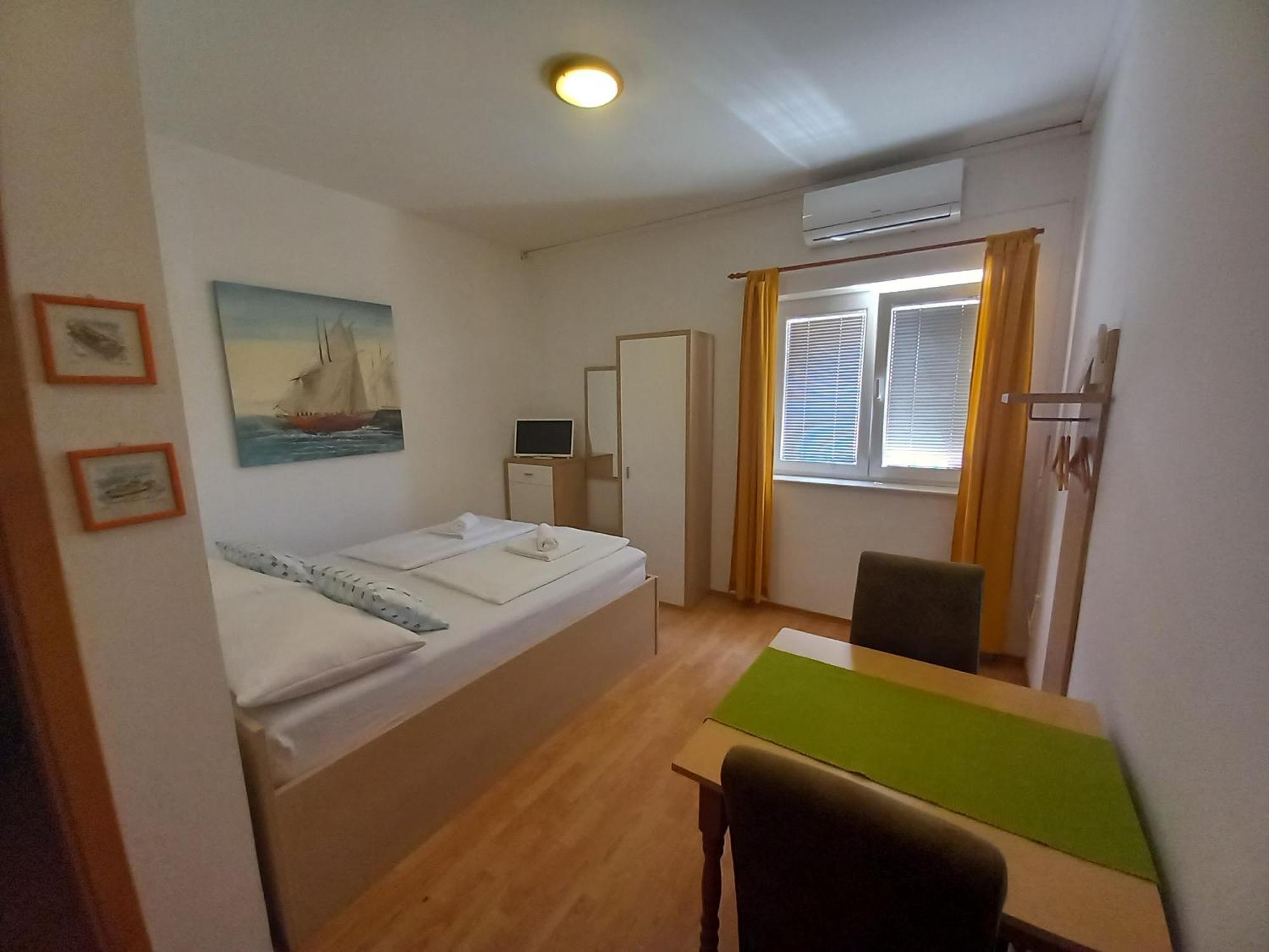 Josipa Apartment 比奥格勒·纳·莫鲁 外观 照片